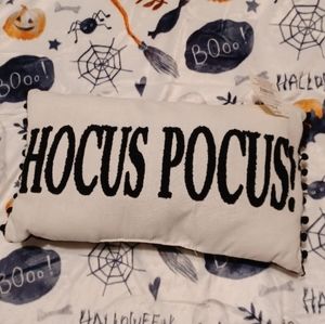 Hocus pocus Halloween decor pillows!